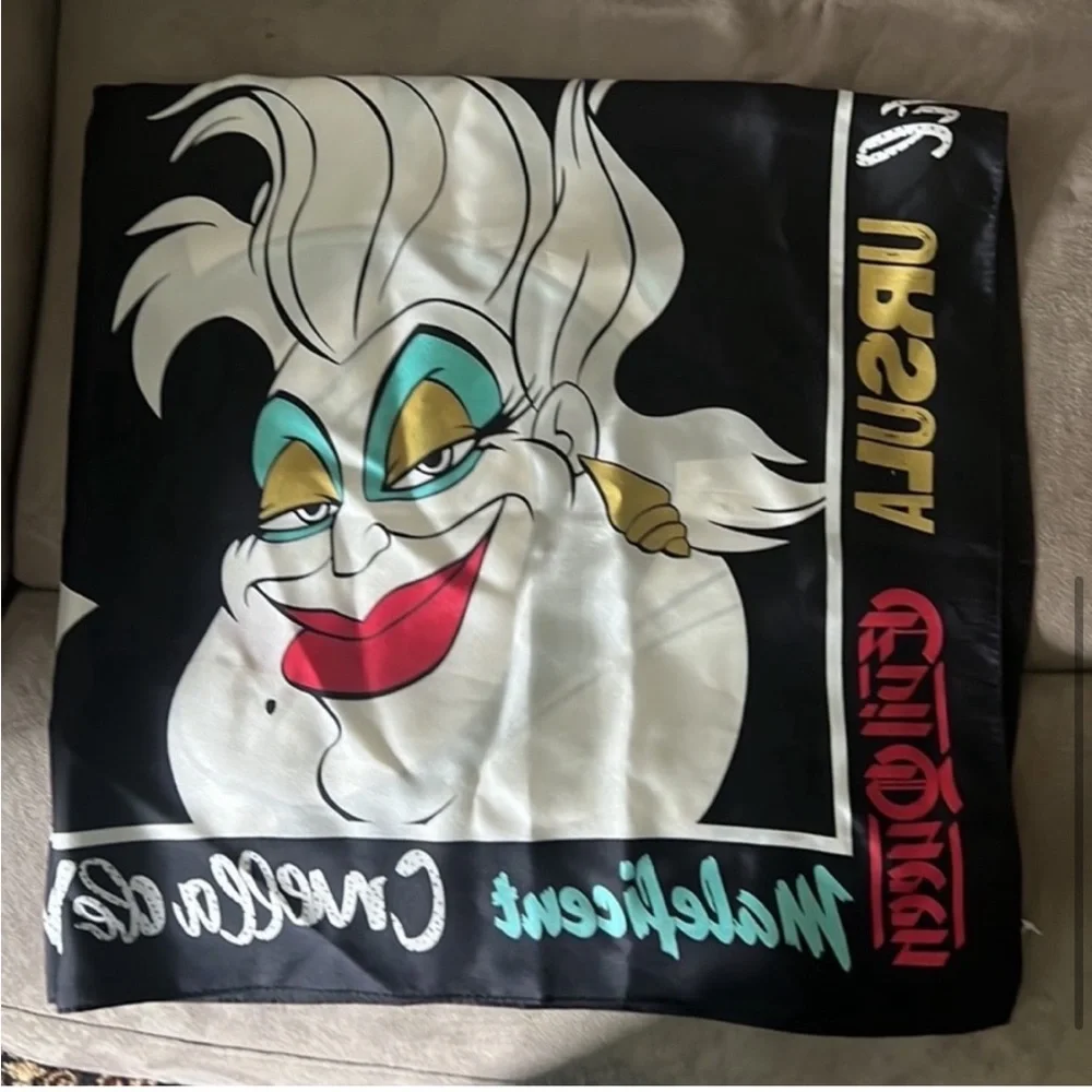 NWT Disney X Coach Villains Print
Silk Square Scarf - Picture 6 of 6